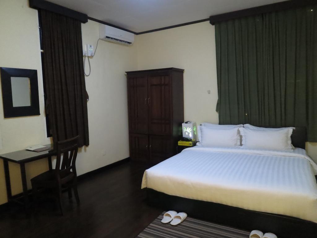 Garden Home Bed And Breakfast Yangon Rom bilde