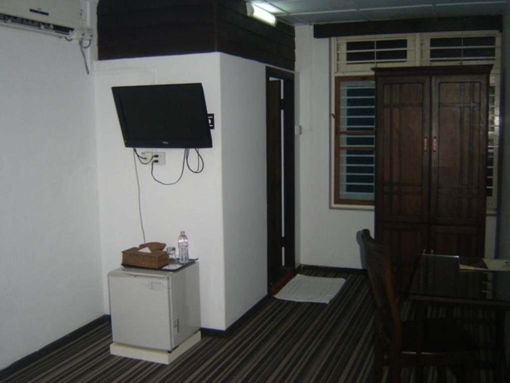 Garden Home Bed And Breakfast Yangon Rom bilde